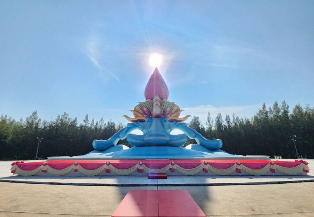 ไอเดียการสร้างงานศิลปะ ด้วยการใช้ผ้าประดับตกแต่งสถานที่